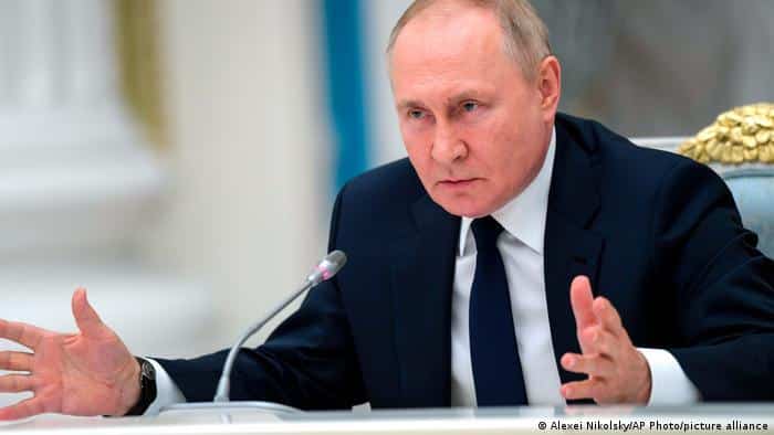 Read more about the article Vladimir Putin ar putea încerca să impună un acord de tip Minsk la centrala nucleară Zaporojie