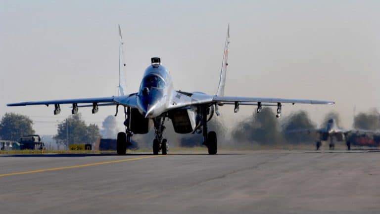 Read more about the article Avioane ruseşti s-au apropiat de două ori de spaţiul aerian al Bulgariei